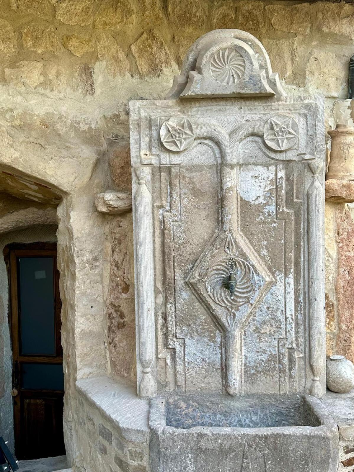 Potamia Cave Suites Ortahisar Екстер'єр фото